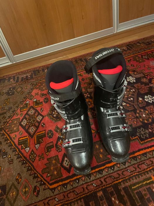 Clapari schi Dalbello marime 32, corespunde 49, 491/2