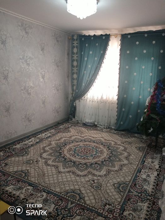 4xonali 5-qavat kvartira tez va arzon sotiladi