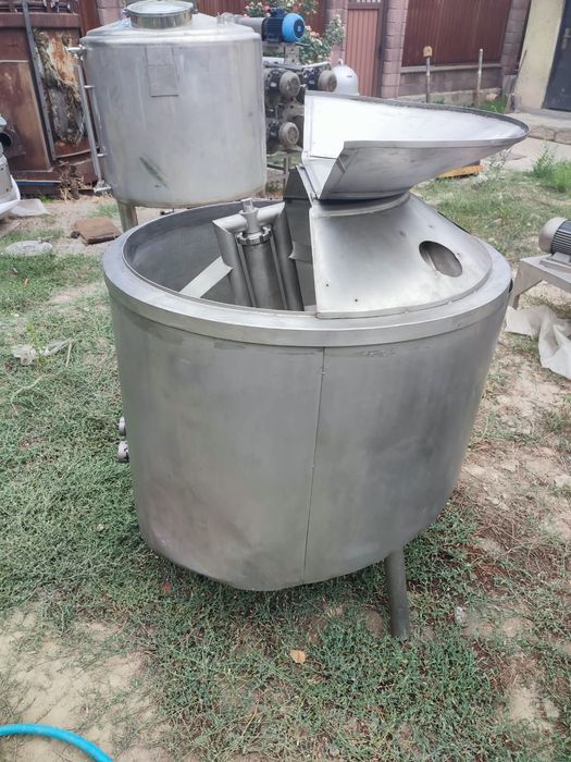 Продам ёмкость из нержавеющей стали