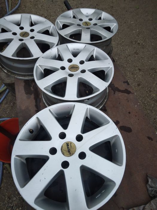 Jenti bmw pe 16 inchi