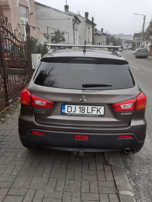 Vand MITSUBISHI ASX 2011,pret 5500 Eur