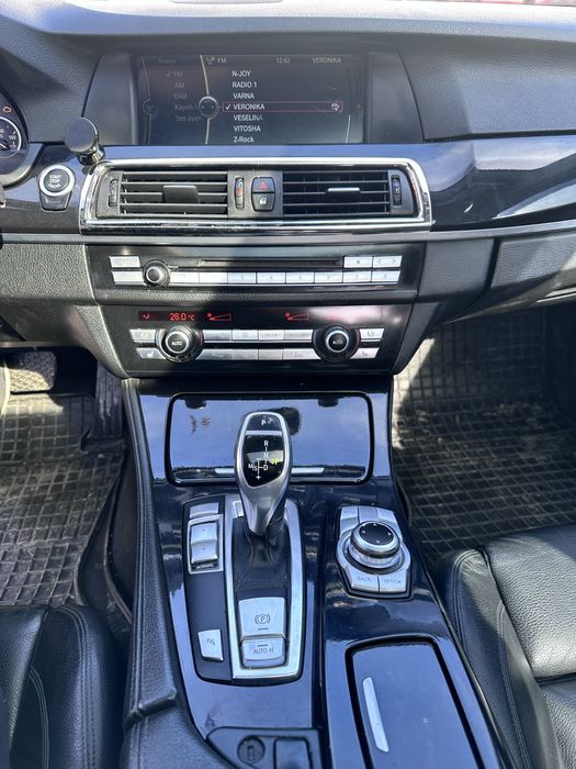 Бмв ф10 3.0д 245к М пакет на части!