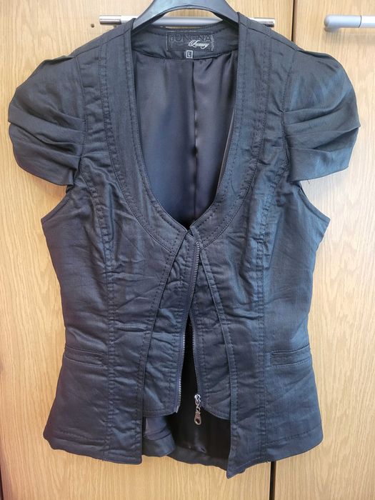 Елек на марката JUNONA