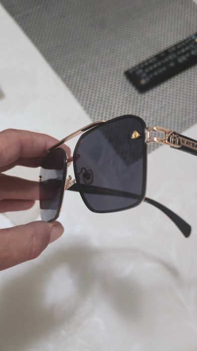 Слънчеви очила MAYBACH