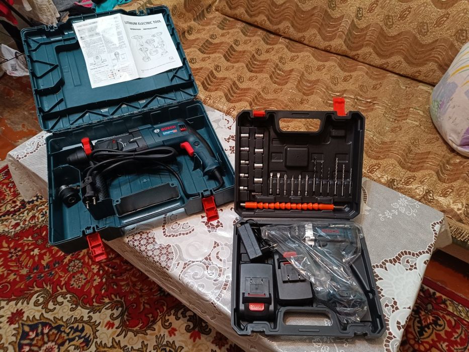 Bosch дрель комплект