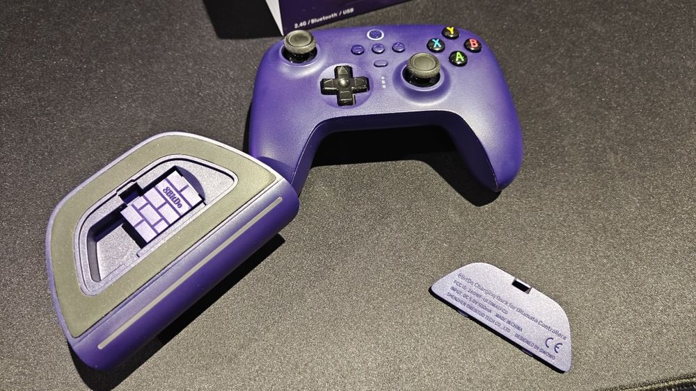 Джойстик 8BitDo Ultimate wireless с charging dock
