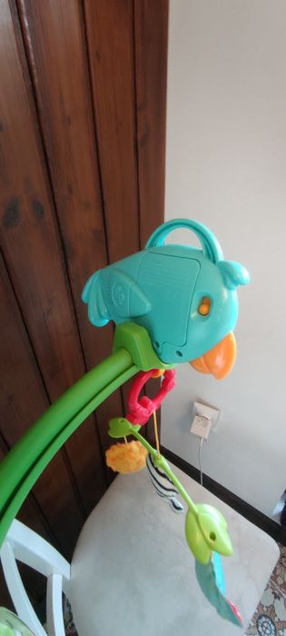 Fischer Price музикална въртележка за кошара