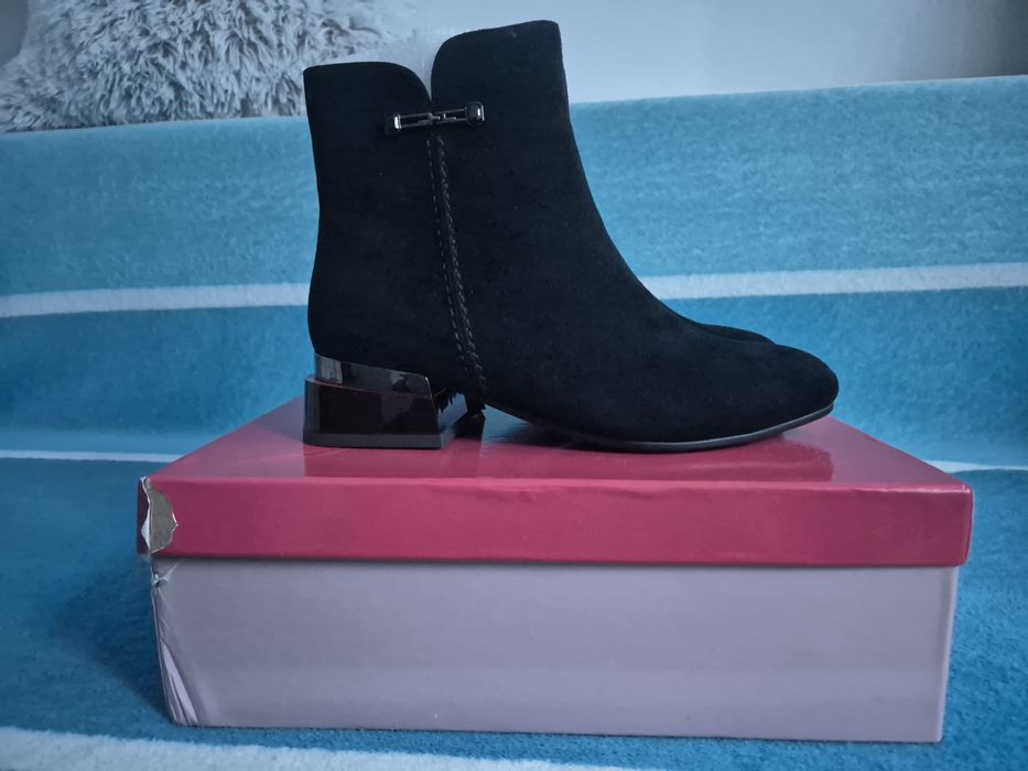 Ghete Epica marime 37