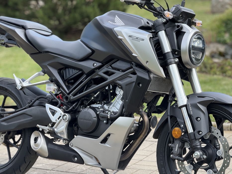 Honda CB125R 2018 ABS ~IMPECABIL~ A1-16Ani (nu cor yamaha mt yzf ktm)