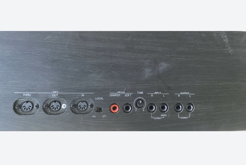 Roland HP 1700 pian digital