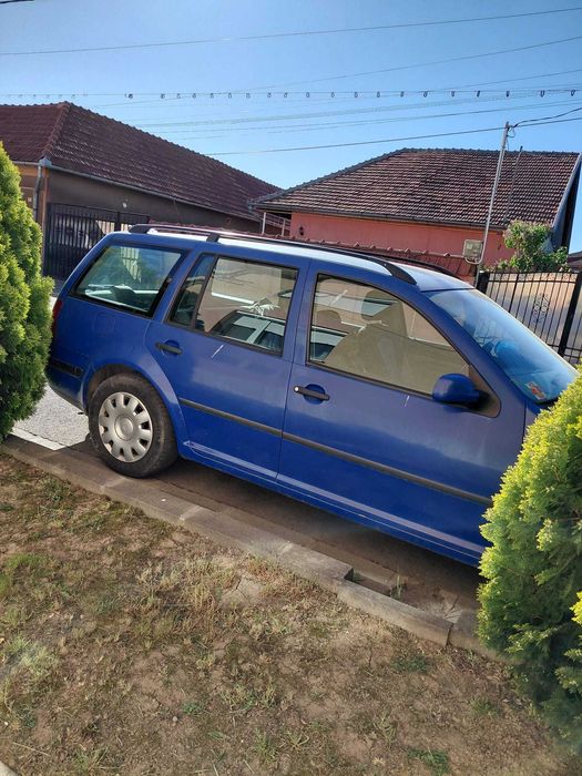 Vand VW GOLF VARIANT an de fabricatie 2001