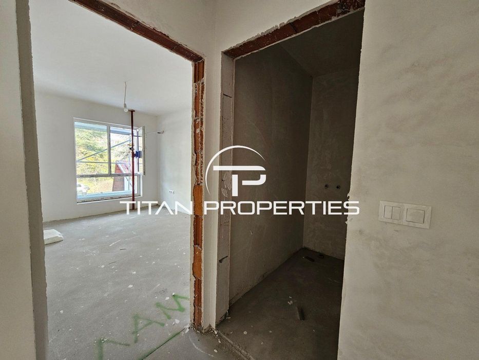 Продава се Тристаен апартамент в Варна, Бриз - 118 кв.м за 1448 €/кв.м - Снимка #3
