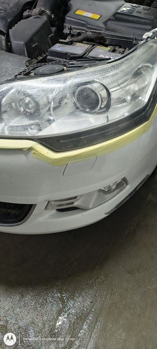 Polish faruri auto sau polimerizare si polis total caroserie!!!
