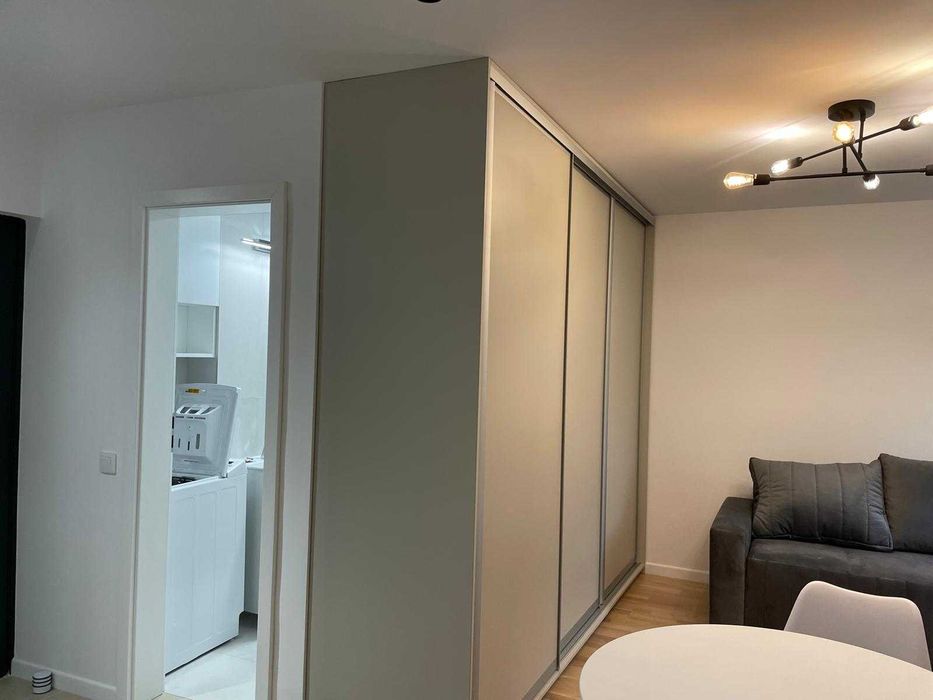 PF închiriez apartament cu o cameră, str.Muncitorilor