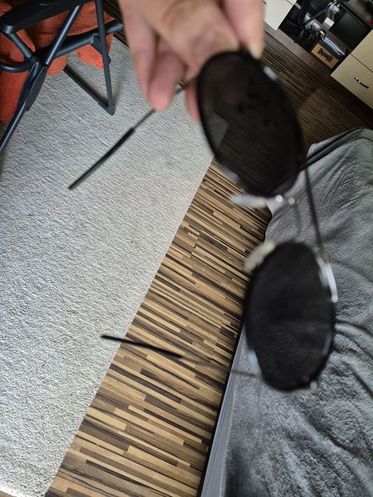 Ochelari soare Polaroid noi, rame titan