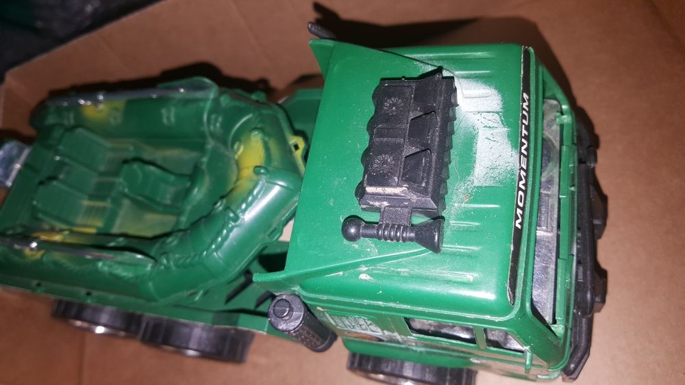 Машинка 2500 тенге