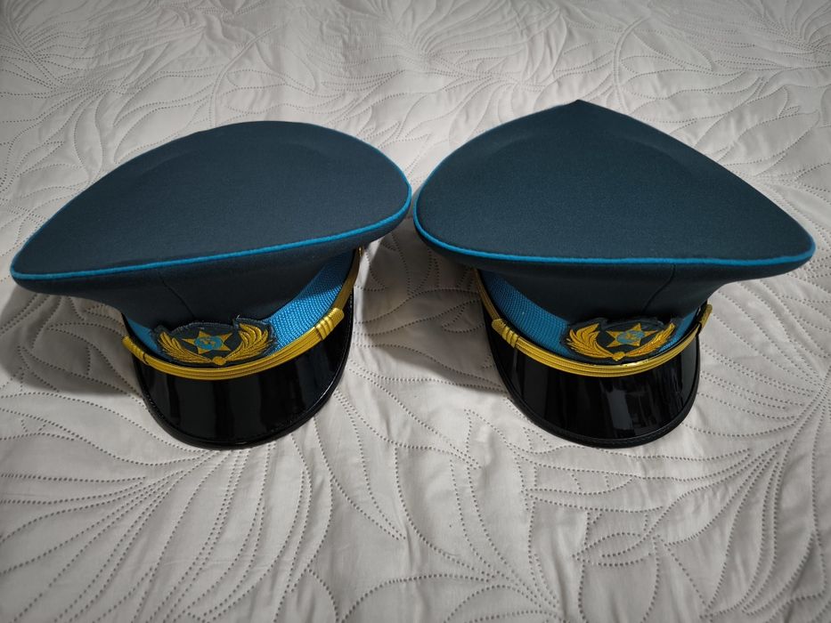 Военная кофта размер 48 .