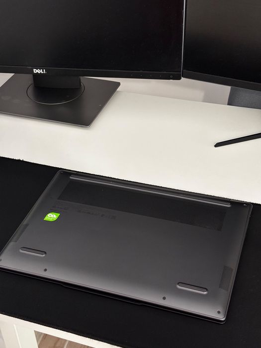 Lenovo Yoga Pro 7 14APH8 | Ryzen 7 7840HS | 32GB RAM | 1TB SSD | 2.5K | Baterie 95%