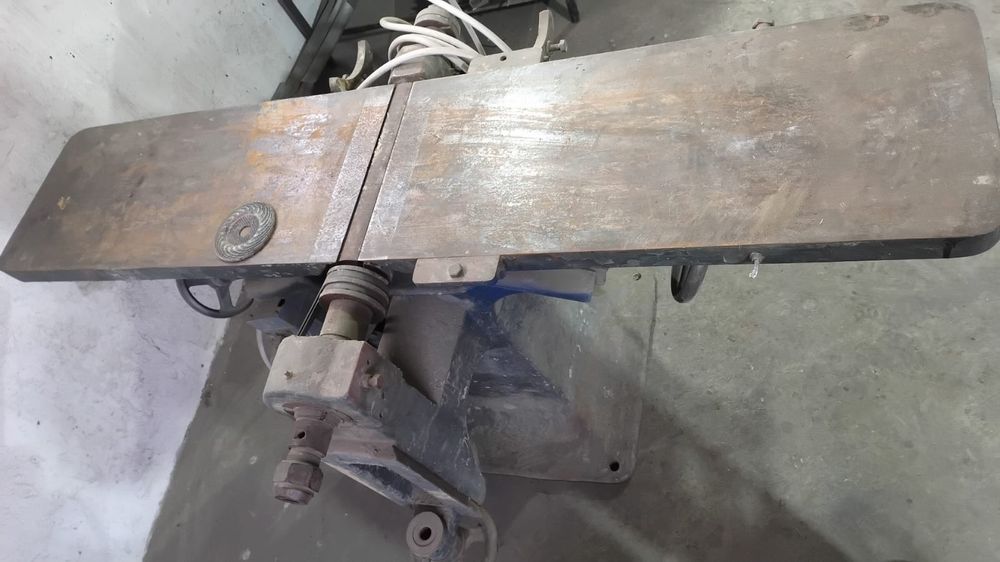 Vând Abrict combinat cu circular