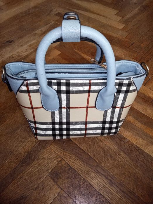 Дамска малка чанта