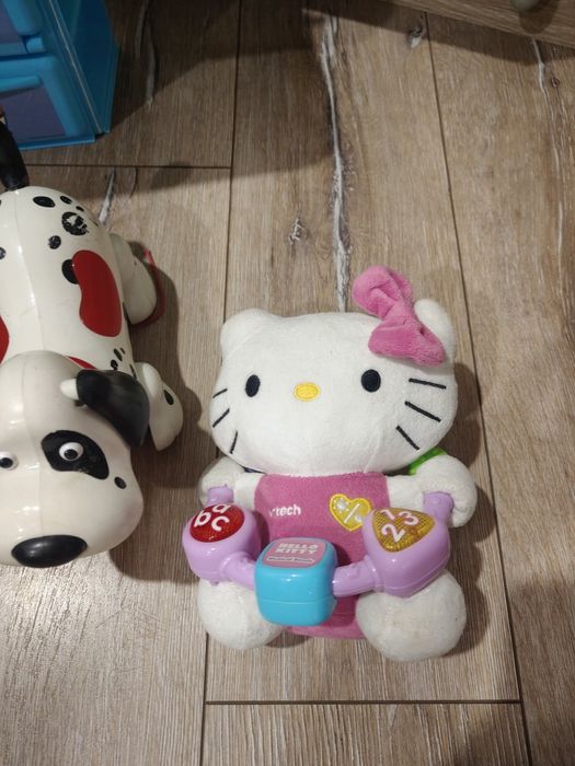 Лот играчки, малка кухня на Пепа, и други