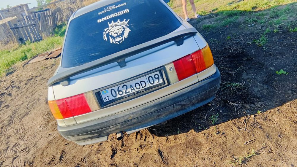 Продается Ауди 80 б3