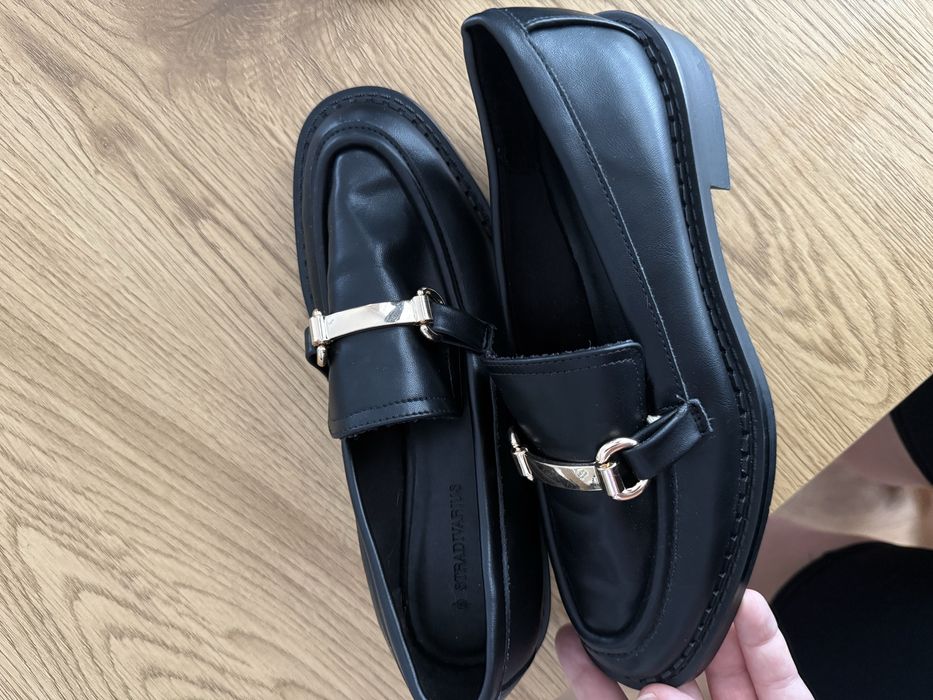 Stradivarius черни мокасини