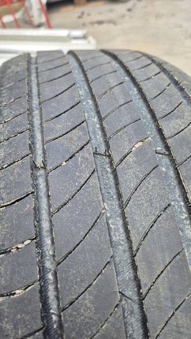 Vând anvelope vara Michelin
