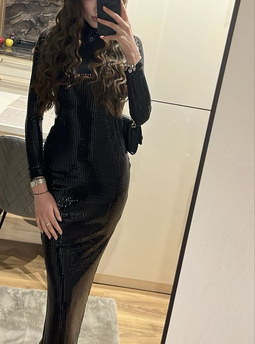 Рокля  на  zara.