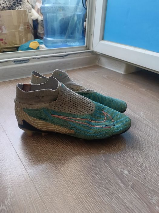 5 пар бутсы размеры:42,41