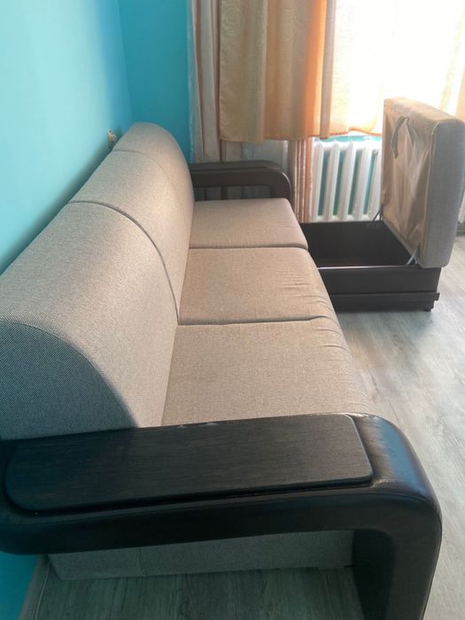 Продам диван б/у