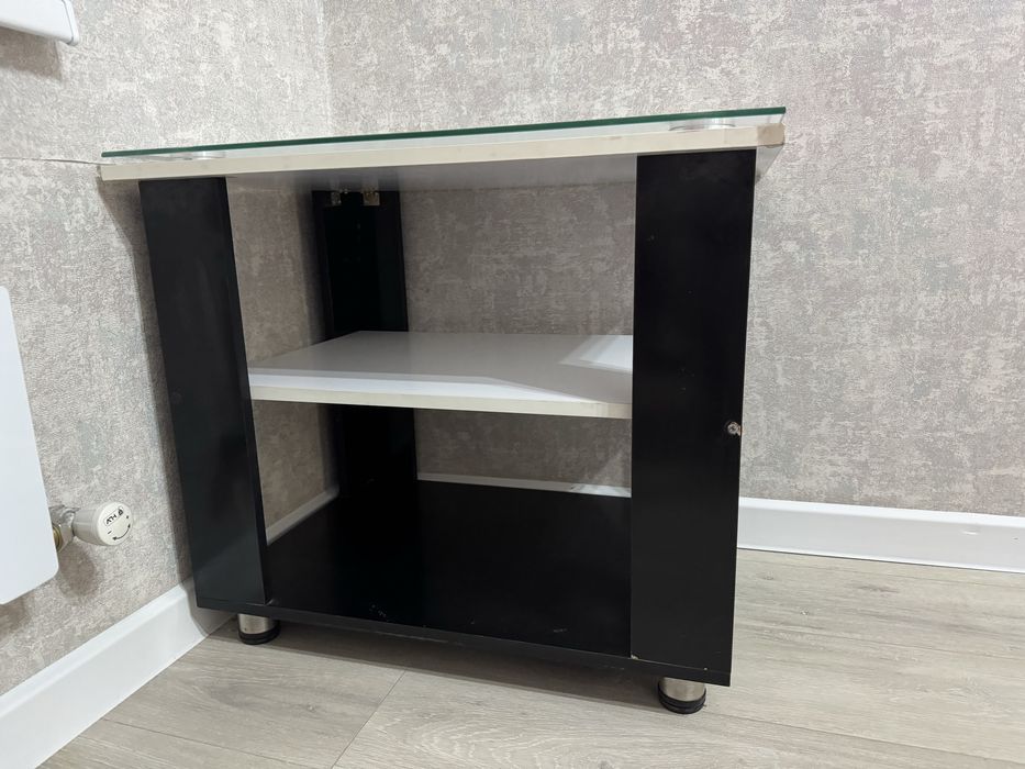 Подставка для телевизора