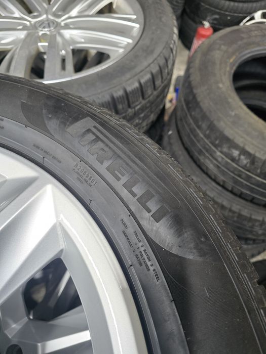 2 Броя 255/55/19 Pirelli 7,8mm