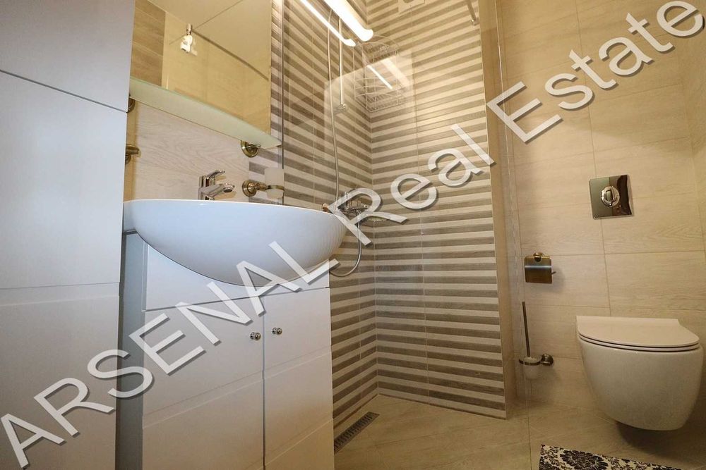 Дава се под наем Тристаен апартамент в София, Център - 95 кв.м за 600 € - Снимка #6