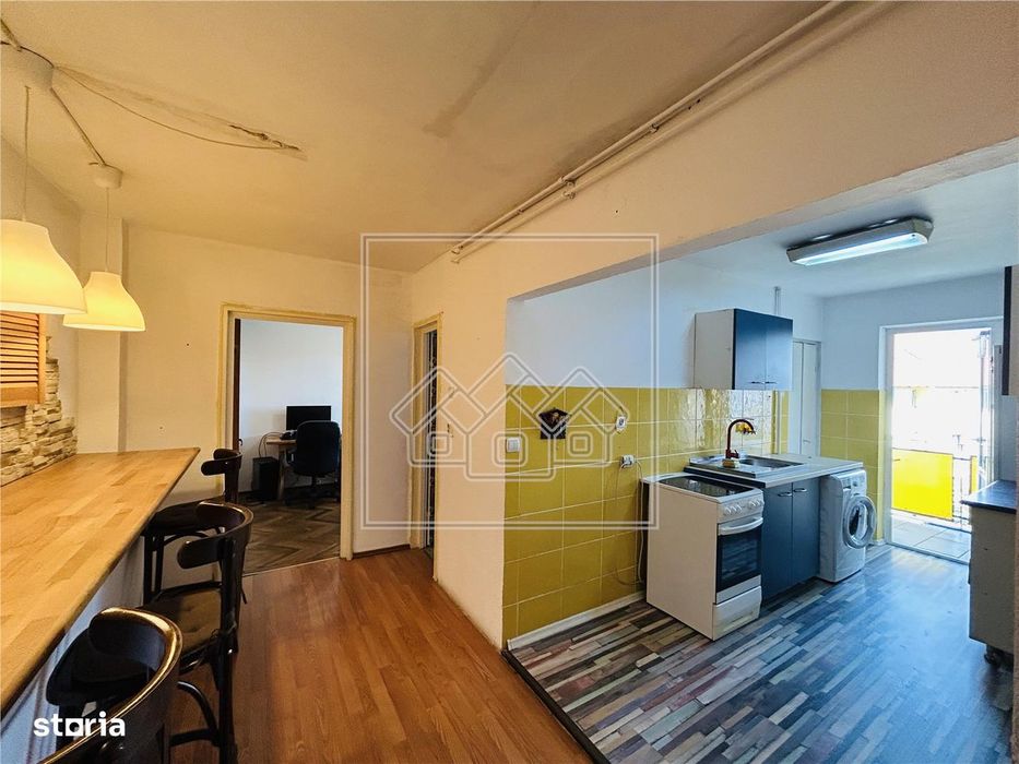 Ap decomandat, 2 camere, balcon mare, Etaj 510 - Mihai Viteazu — fotografia 3