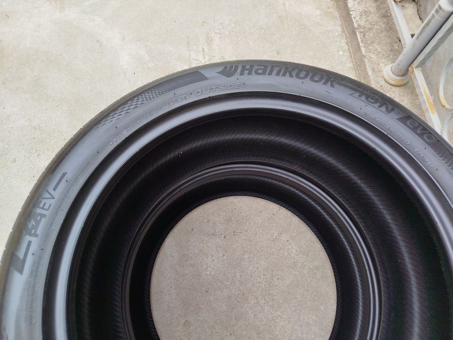 245 45 R19 Shina Hankook ion Evo 2 dona