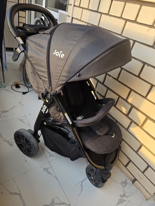 Коляска прогулочная Joie Litetrax 4