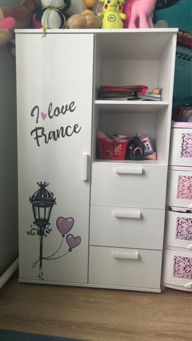 Детский шкаф для девочки