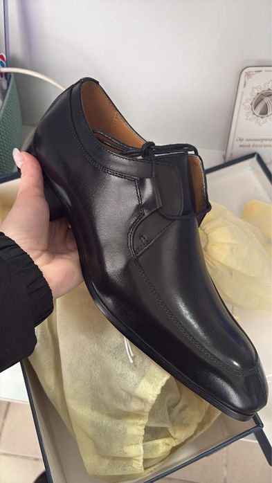 Продам мужские туфли