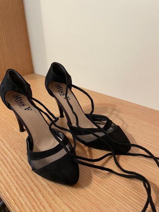 Продам туфельки в отличном состоянии