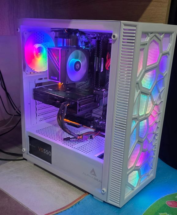 Pc gaming cu i5 9400f/rx 7600
