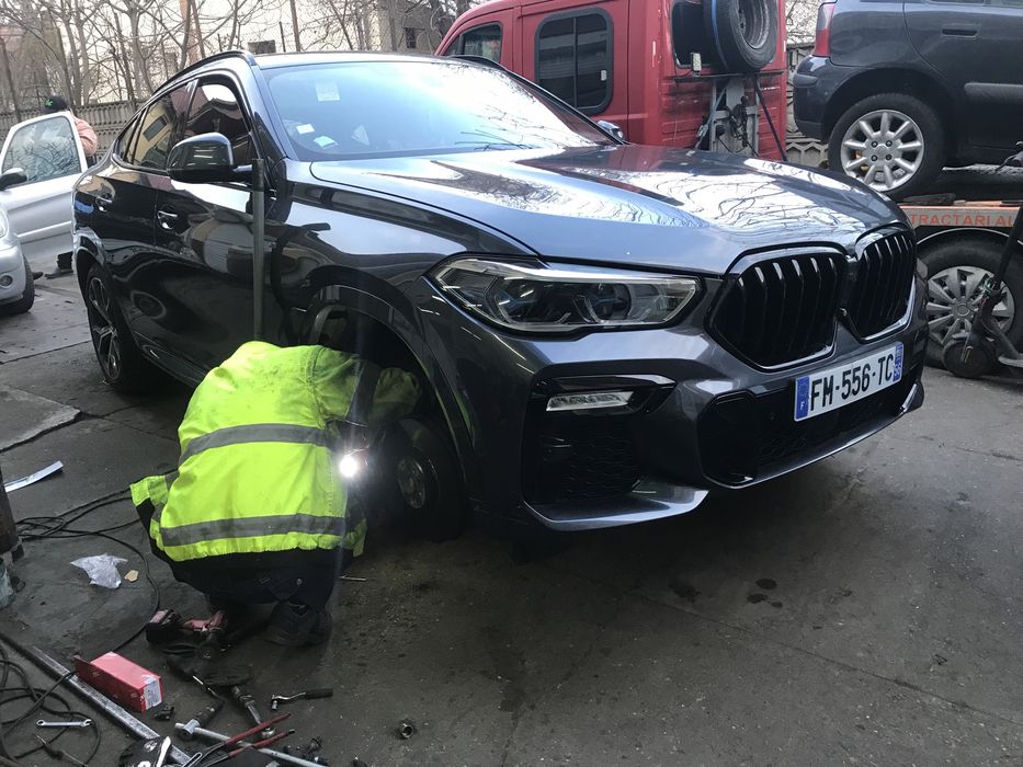 Service auto și schimb anvelope