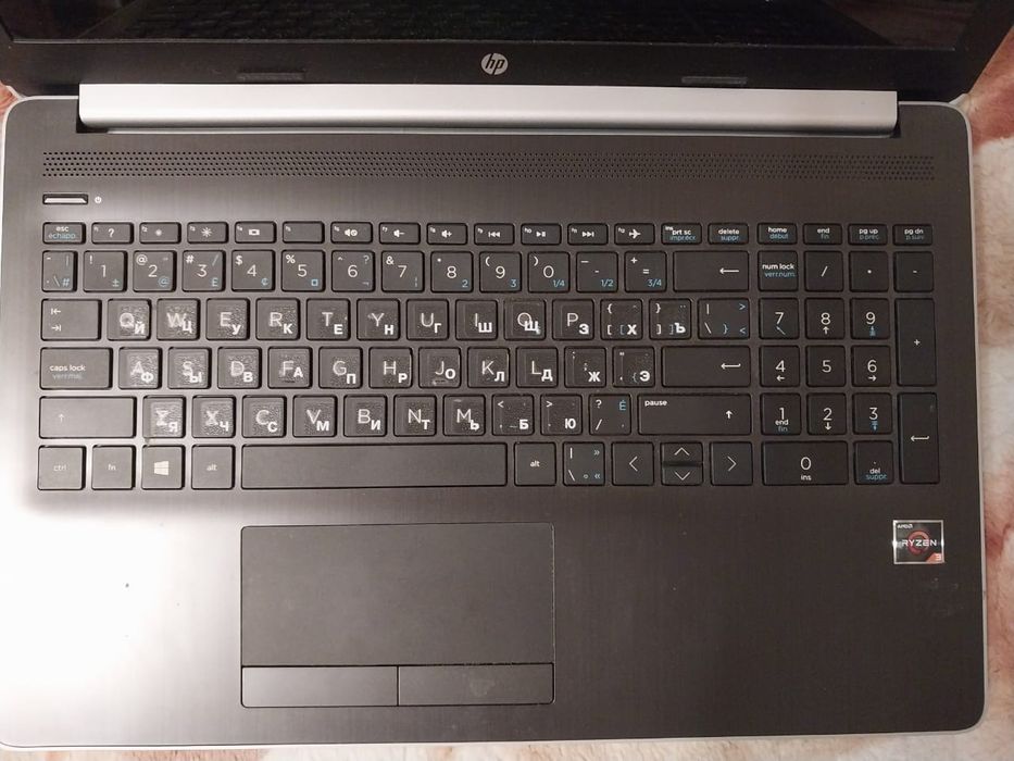 Ноутбук hp срочно продам