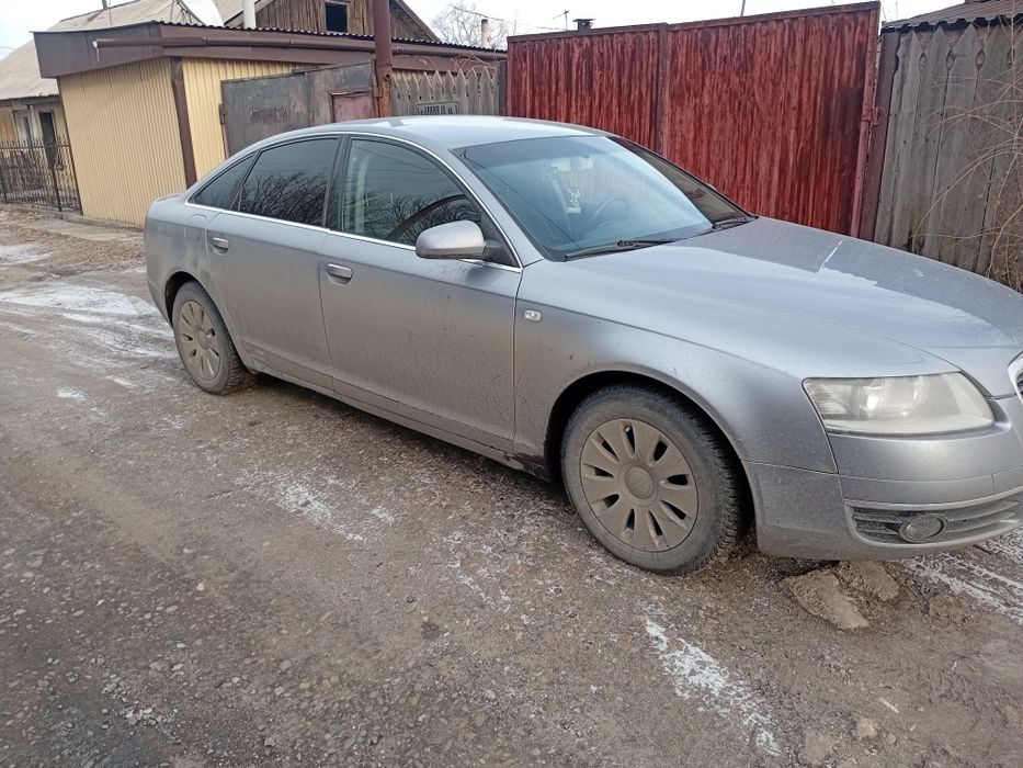 Продам автомобиль Audi A6.