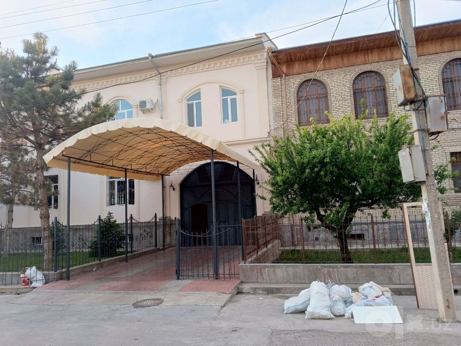 Банер тент баннер установка кламз ва сотамз