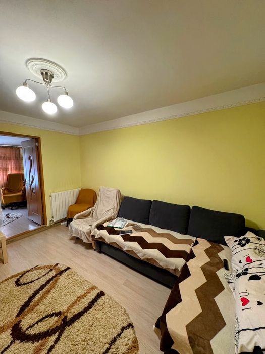 Garsoniera spatioasa, compartimentata in 2 camere, – Cartier Posta