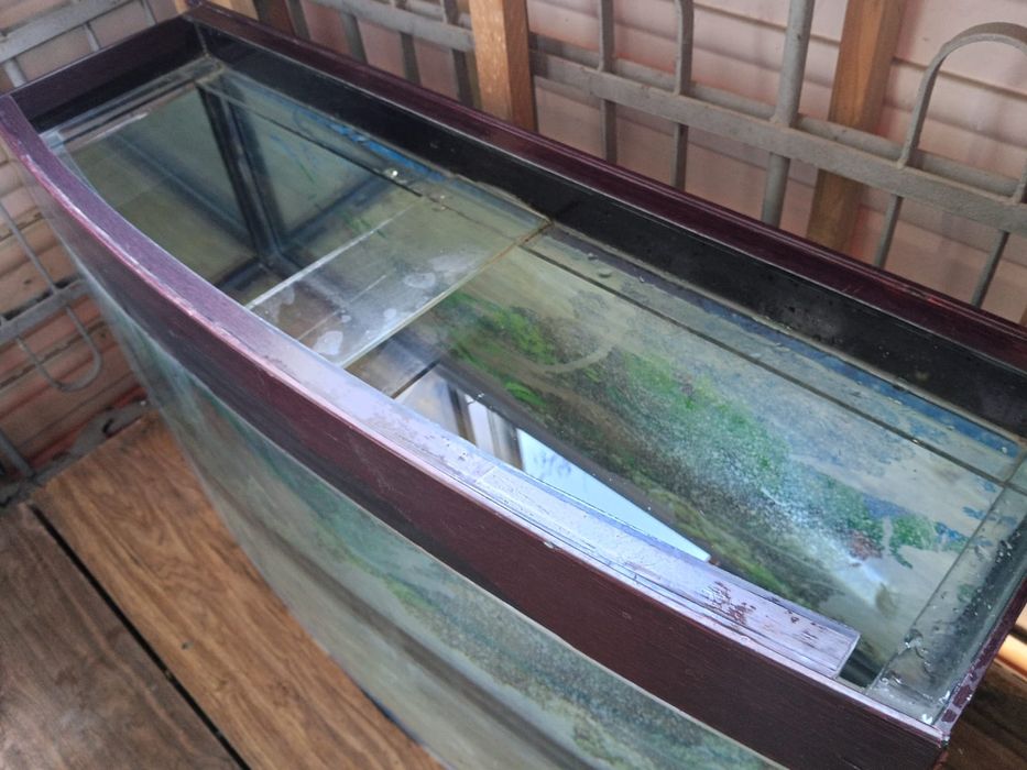 Продам аквариум 300 литров