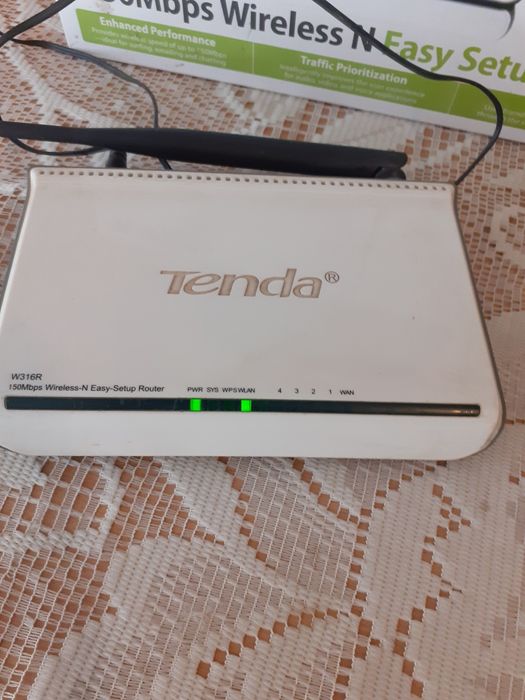 Vînd router Tenda de150mbps