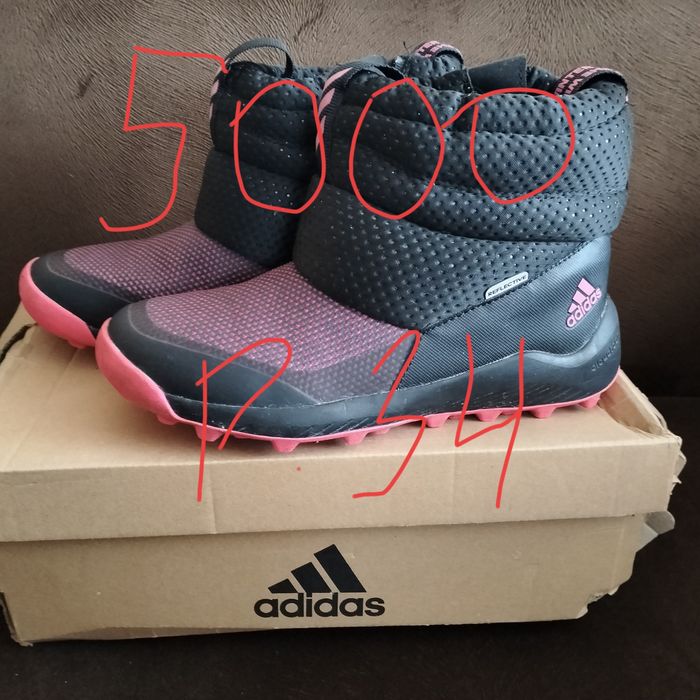 Продам обувь для девочки