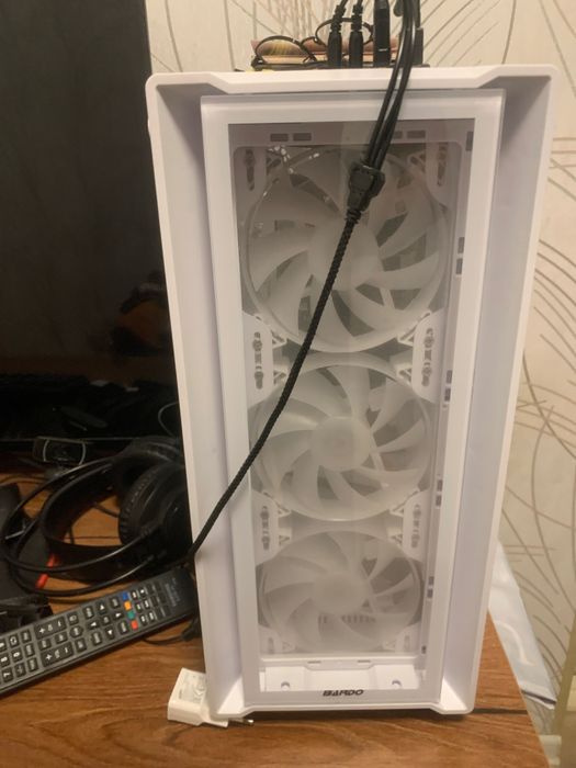 Продаю игровой компьютер срочно